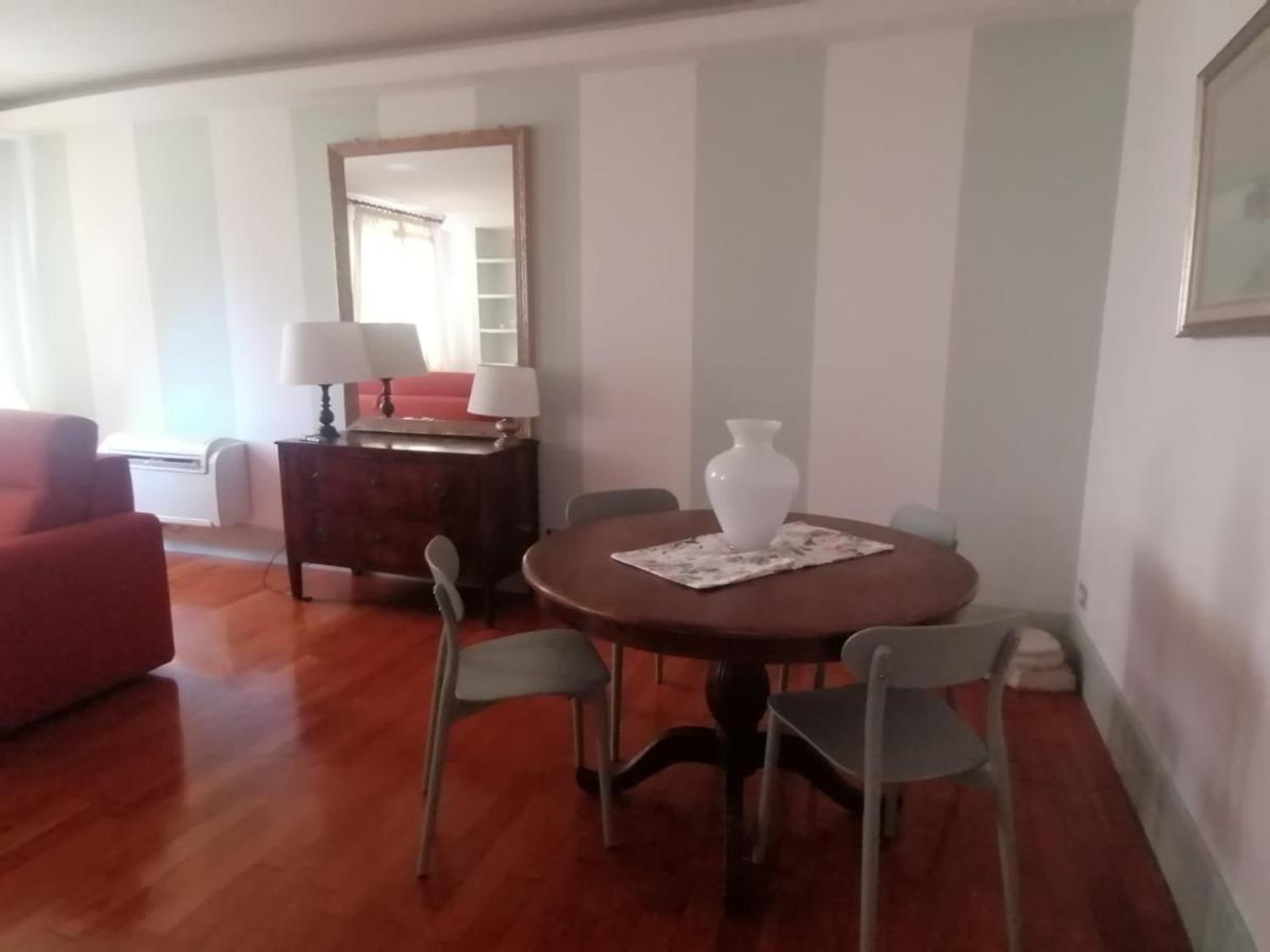 Le Finestre Sugli Ulivi Desenzano del Garda Exterior foto